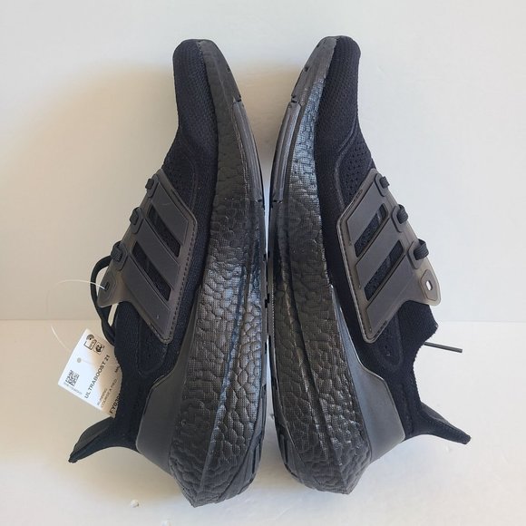 NEW Adidas Ultraboost 21 Running Shoes FY0306 Size 8.5 Triple Black main image 8
